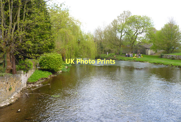 Photo 6"x4" River Wye Bakewell c2011