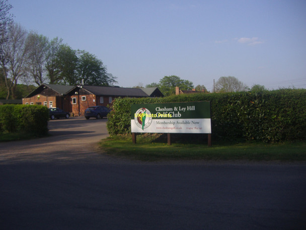 Photo 6"x4" Entrance to Chesham & Ley Hill Golf Club Tyler's Hill c2011