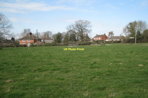Photo 6"x4" Houses at Hanworth Hanworth\/TG1935 c2011