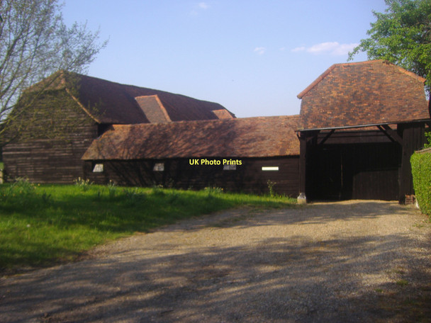 Photo 6"x4" Barn on Codmore Wood Road Latimer c2011