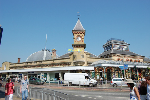 Photo 6"x4" Eastbourne Station Eastbourne\/TQ5900 c2011