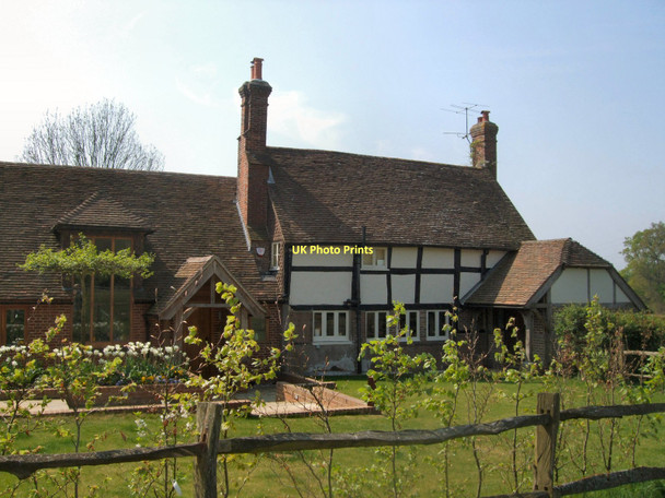 Photo 6"x4" Cottages - Jarrett's farm Staplefield c2011