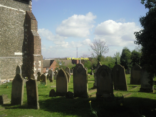 Photo 6"x4" Churchyard of St Mary the Virgin, Stone Swanscombe c2011