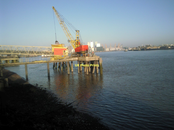 Photo 6"x4" Jetty near the Thames Barrier Woolwich c2011