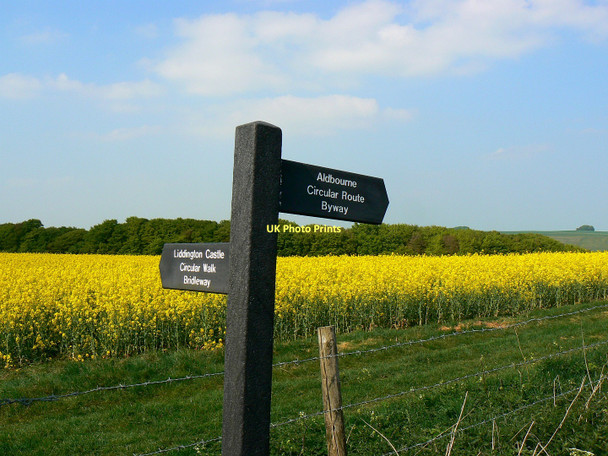 Photo 6"x4" Change of status, Aldbourne Circular Route, Sugar Hill Upper Upham c2011