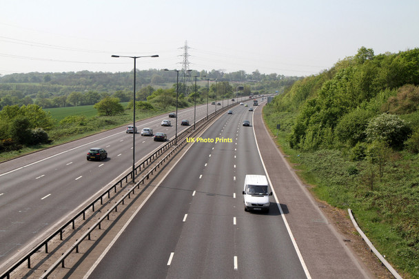 Photo 6"x4" M1 Motorway Edgware c2011