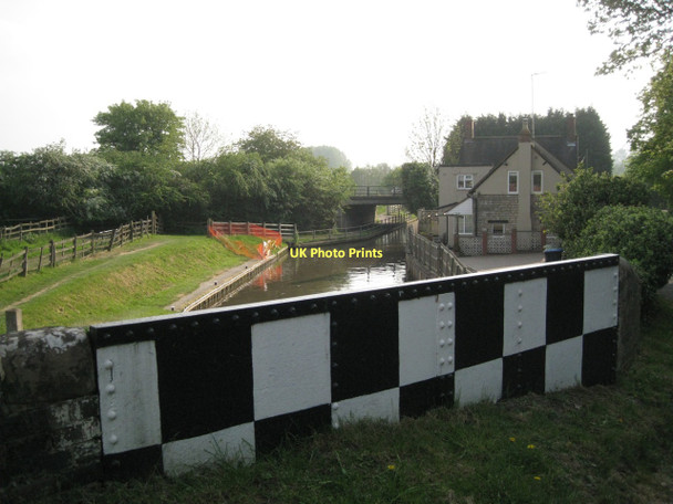 Photo 6"x4" Chequerboard bridge parapets: 2 Preston Bagot c2011
