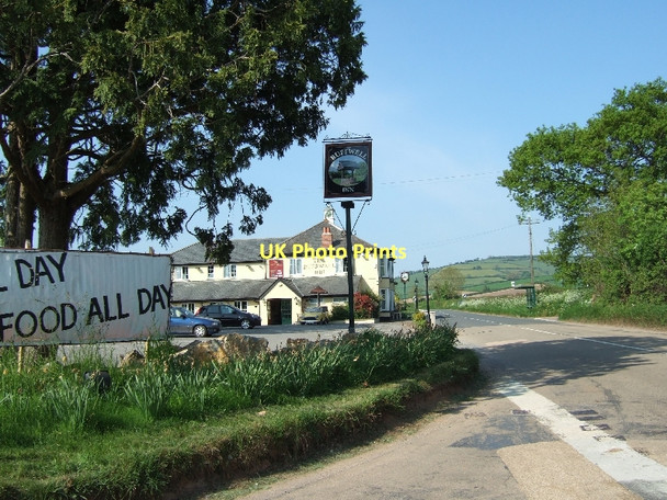 Photo 6"x4" The Ruffwell Inn Up Exe c2011