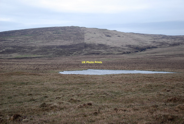 Photo 6"x4" Secluded Lochan Glen Heysdal c2011