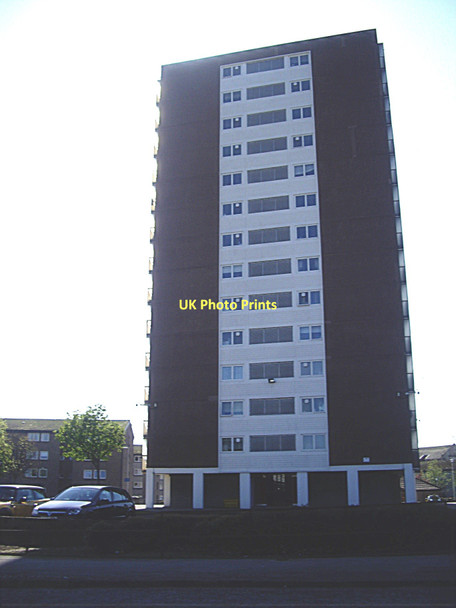 Photo 6"x4" A tower block of flats in Tillydrone Bridge of Don c2011