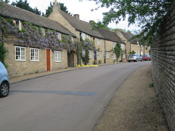 Photo 6"x4" Duddington Village Houses Duddington c2011