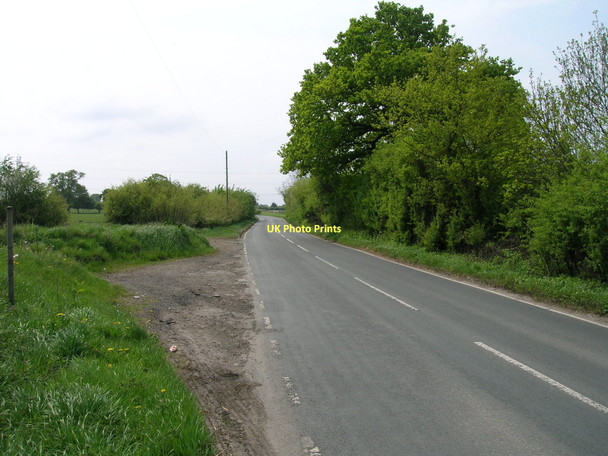 Photo 6"x4" Townthorpe Road towards Haxby Earswick c2011