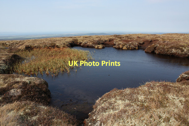 Photo 6"x4" Small lochan west of Carn a' Mhais Leathain Carn a' Mhais Leathain c2011
