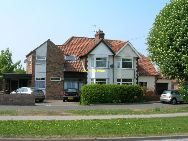 Photo 6"x4" Houses on North Moor Road Huntington\/SE6155 c2011