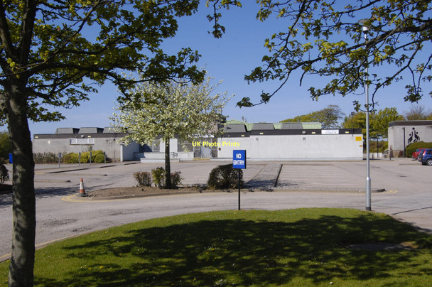 Photo 6"x4" Sheddocksley Sports Centre Sheddocksley c2011