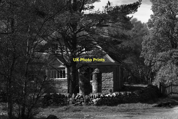 Photo 6"x4" Strathkyle gatehouse Achnahanat c2011