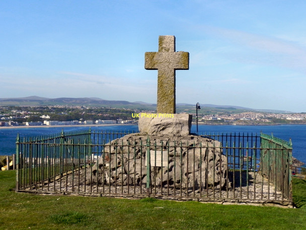 Photo 6"x4" War Memorial, Douglas Head Douglas\/SC3875 c2011