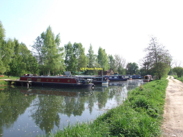 Photo 6"x4" Moored canal boats at Melbourne, East Yorkshire Melbourne\/SE7544 c2011