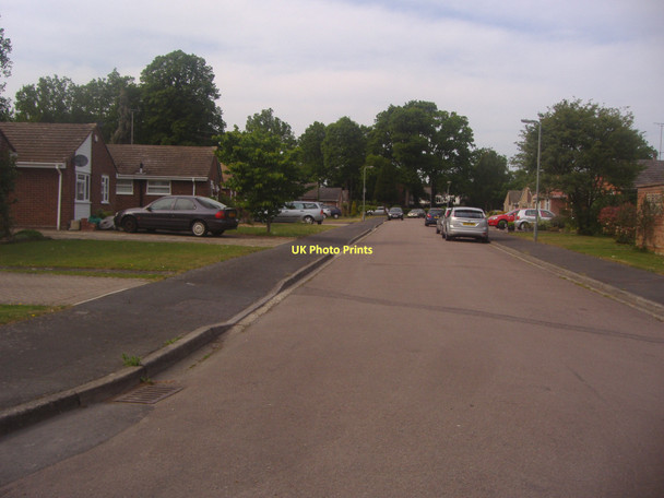 Photo 6"x4" Ambleside Close, Mytchett Farnborough\/SU8754 c2011
