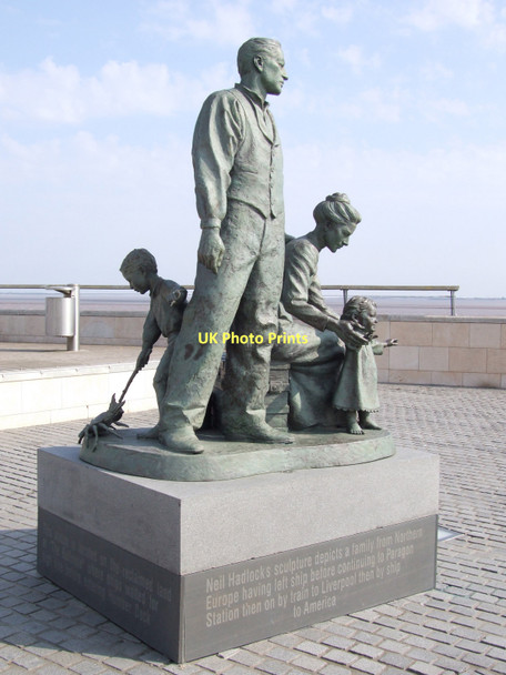 Photo 6"x4" Polish families memorial in Kingston Upon Hull Kingston upon Hull c2011