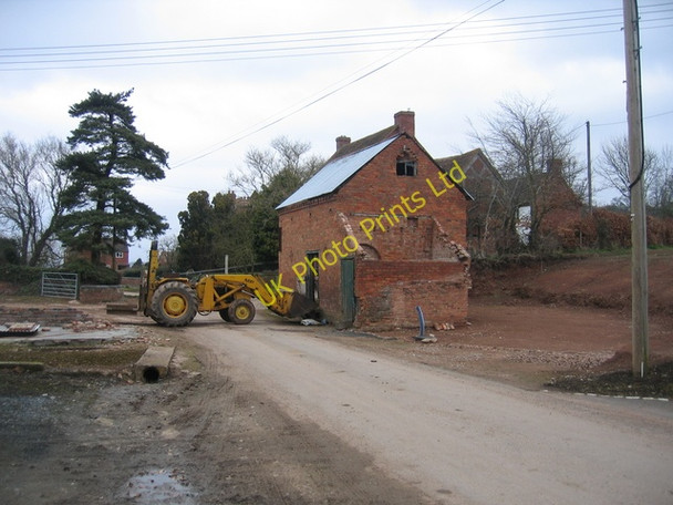 Photo 6"x4" Moreton Underhill Morton Underhill c2006
