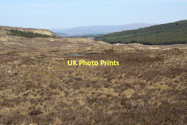 Photo 6"x4" A glimpse of Lochan na Glas Bheinn Garrygualach c2011