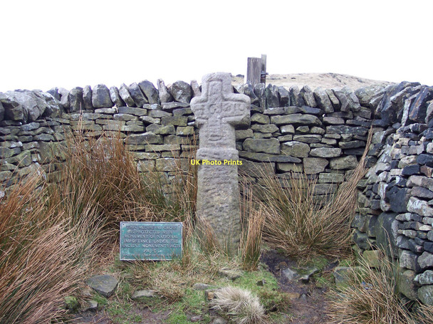 Photo 6"x4" Edale Cross Farlands Booth c2008