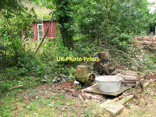 Photo 6"x4" Old well and waterpumps, Edgefield Edgefield\/TG0934 c2011