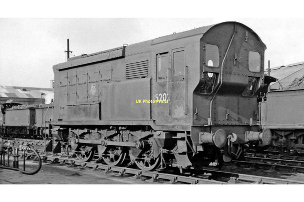 Photo 6"x4" Ex-SR 0-6-0 Diesel-electric shunter at Hither Green Locomotive Depot Catford\/TQ3873 c1960