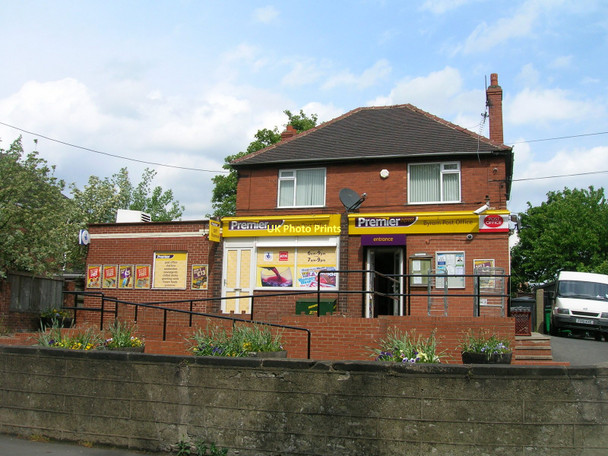 Photo 6"x4" Post Office and stores, Sutton Lane, Byram Knottingley c2011