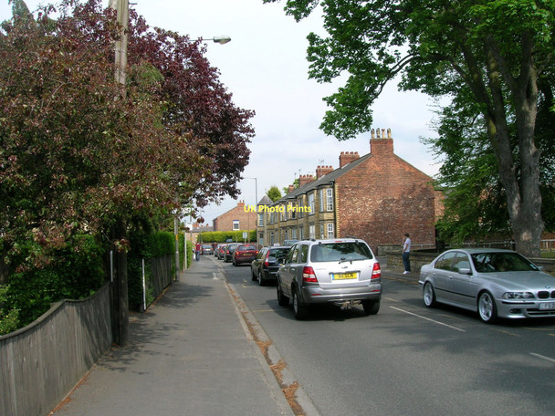 Photo 6"x4" Leeds Road, Selby (A1238) Selby c2011