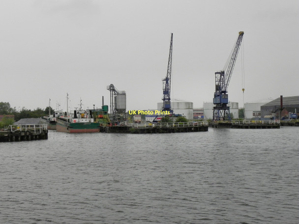 Photo 6"x4" Trafford Docks Salford\/SJ8098 c2011