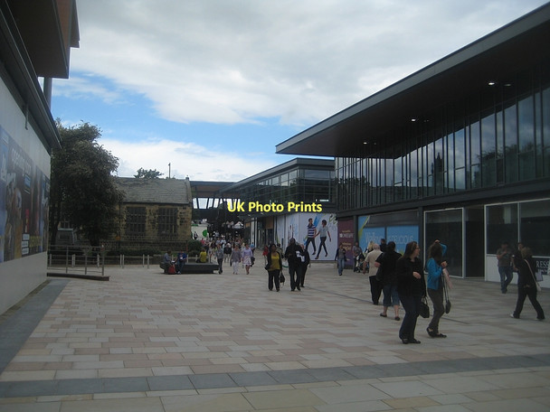 Photo 6"x4" Trinity Walk Retail Development (3) Wakefield\/SE3320 c2011