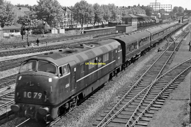 Photo 6"x4" Diesel-hauled Down express near West Ealing Ealing c1962