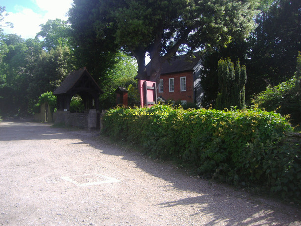 Photo 6"x4" Manor house by Church, Malden New Malden c2011
