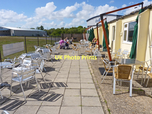 Photo 6"x4" Flying Club Caf\u00c3\u00a9 Merritown c2011