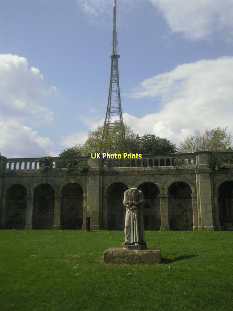 Photo 6"x4" Headless in Crystal Palace Park Penge c2011