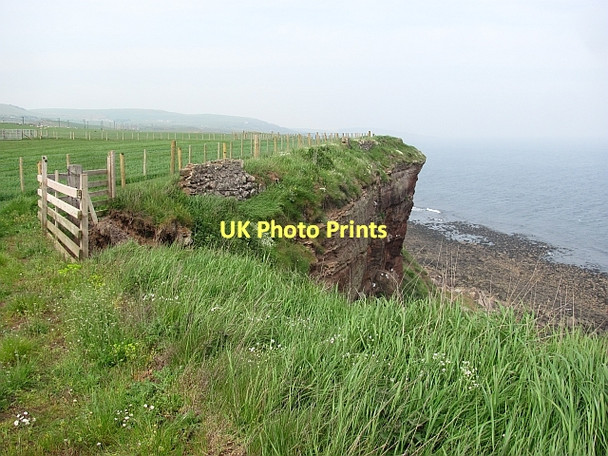 Photo 6"x4" Crags, Marshall Meadows Marshall Meadows c2011