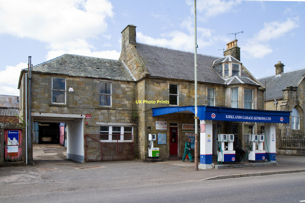 Photo 6"x4" Kirklands Garage Kinross c2011