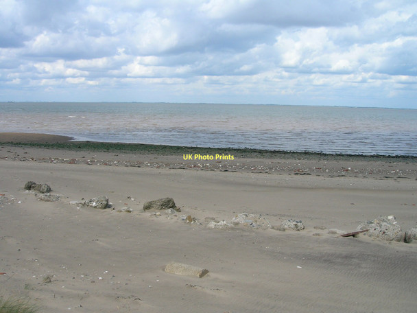Photo 6"x4" Beach, Humber Estuary Greedy Gut c2011