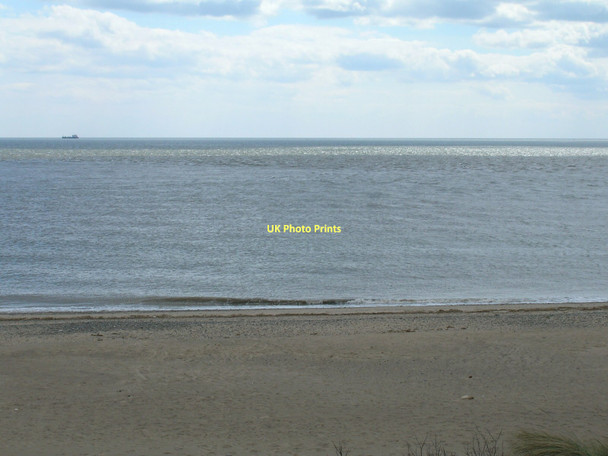 Photo 6"x4" Beach, Spurn Head Stony Binks c2011