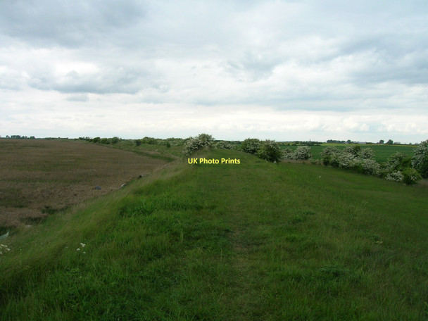 Photo 6"x4" Weeton Bank flood defences Weeton\/TA3520 c2011