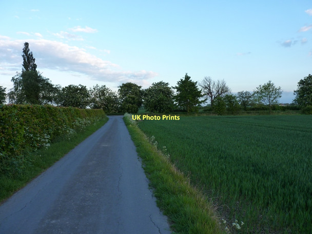 Photo 6"x4" The road from North Hill farm Norton-le-Clay c2011