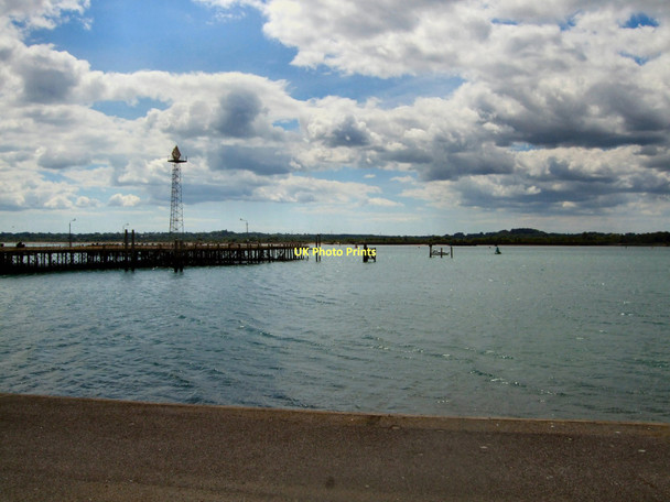 Photo 6"x4" Southampton Town Quay Ocean Village c2011