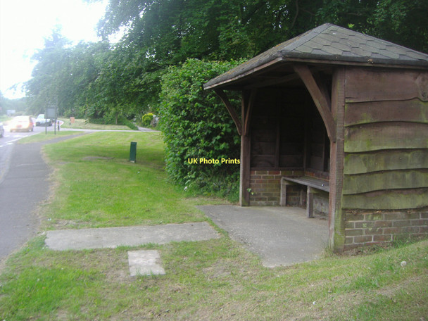 Photo 6"x4" Bus shelter on Haslemere Road Haslemere c2011