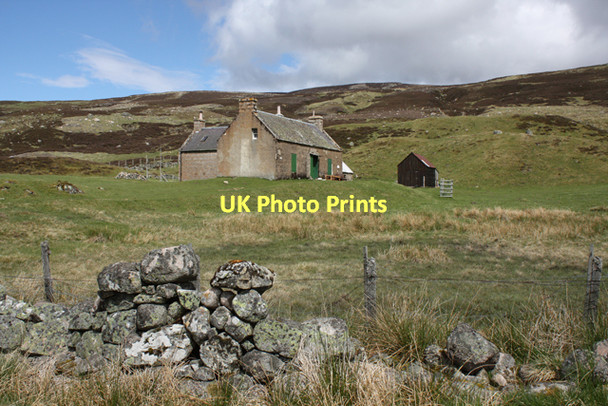 Photo 6"x4" Lochcallater Lodge Glen Callater\/NO1784 c2011