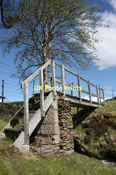 Photo 6"x4" Footbridge over Coldrach Burn Tomintoul\/NO1490 c2011