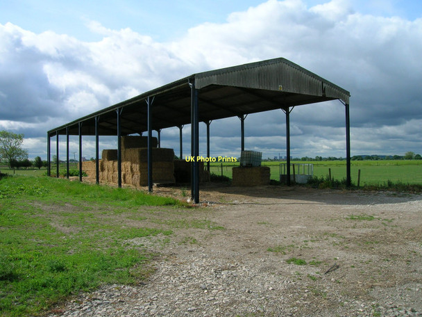 Photo 6"x4" Barn on Wistow Lordship Wistow\/SE5935 c2011