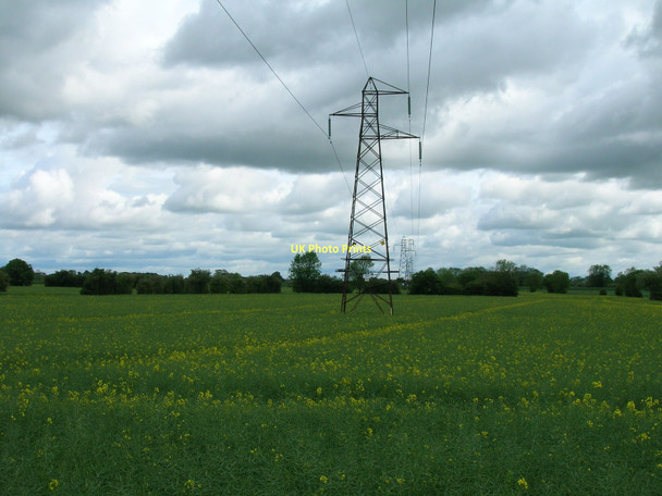 Photo 6"x4" Farmland and power lines Dawker Hill c2011