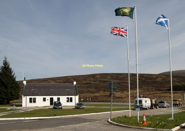 Photo 6"x4" Dalwhinnie Distillery Dalwhinnie c2011 P1